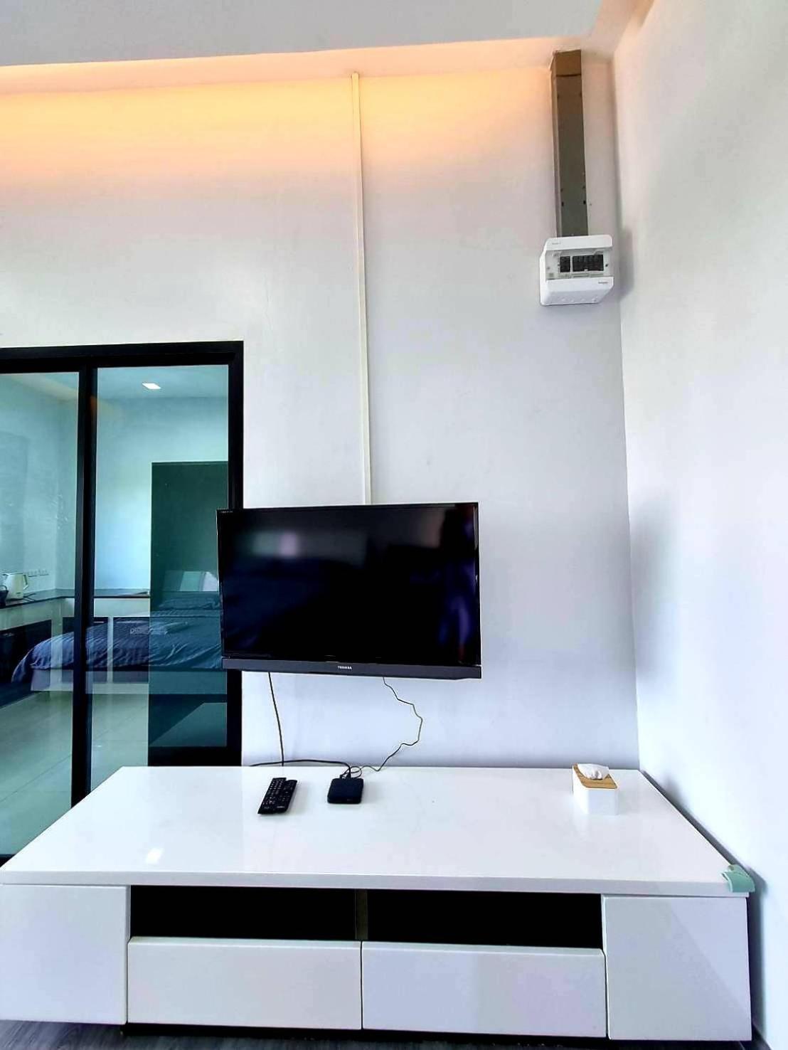 Aqua Residences อควา เรสซิเดนซ์ ห้องพักใหม่ให้เช่า ติดรถไฟฟ้าสถานีวุฒากาศ Bangkok Exterior foto